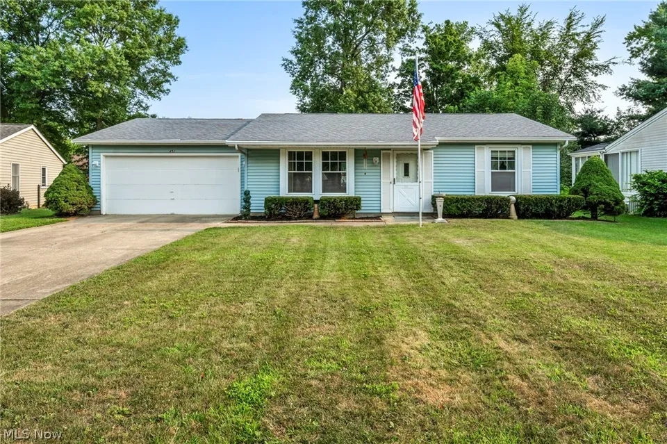 451 Greenwood Ct